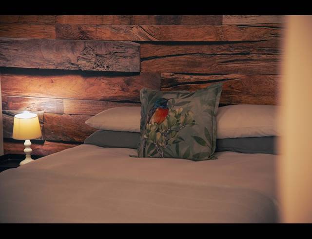 1,500M² LODGE FOR SALE IN HARTEBEESFONTEIN